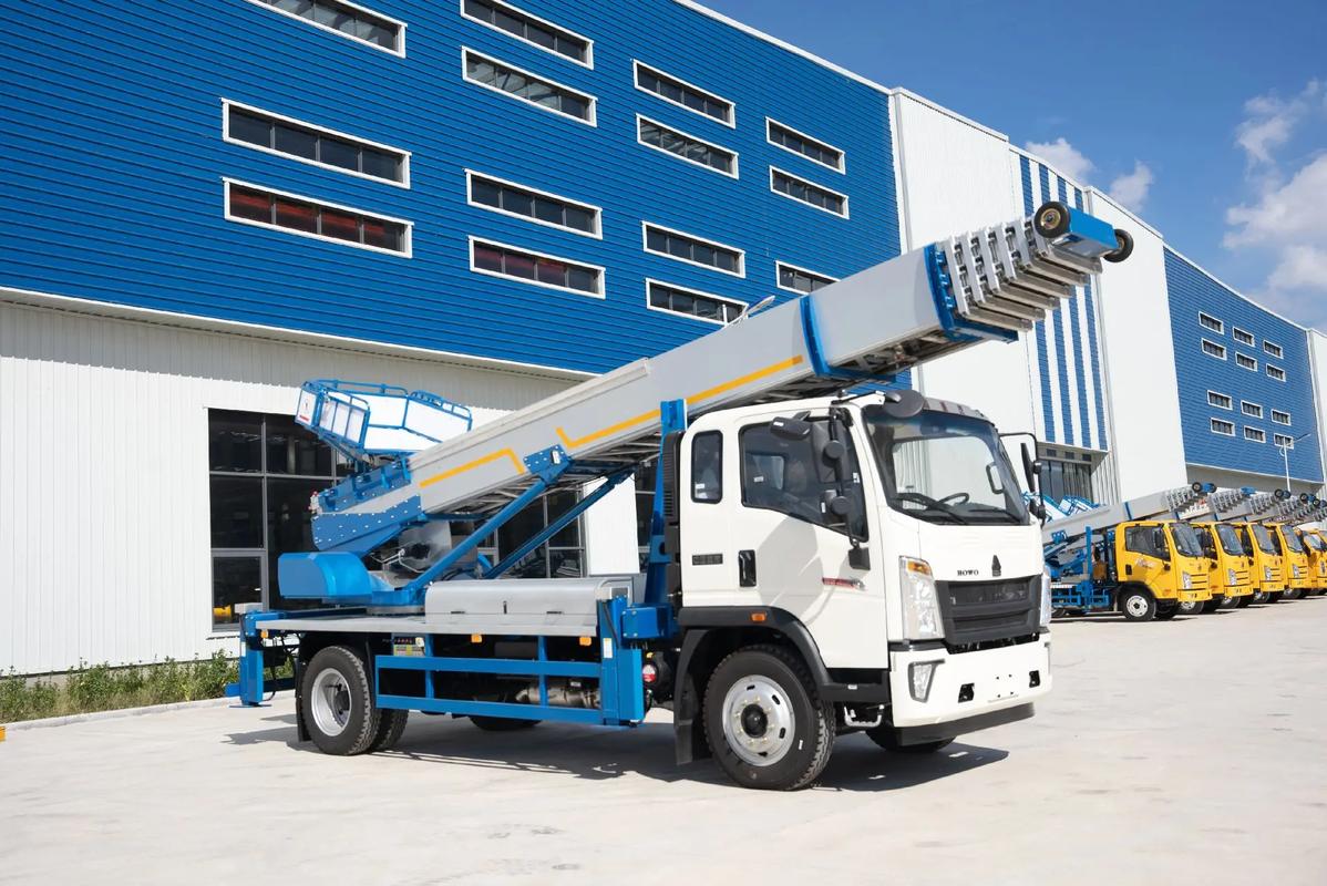 武义县出租云梯车高空作业车 建筑垃圾搬运